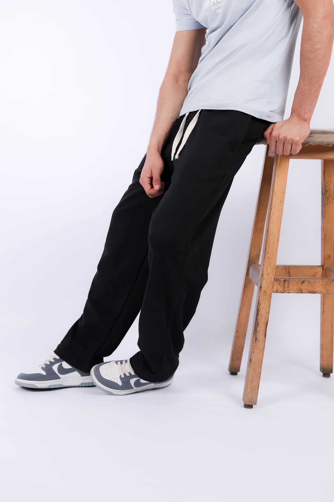 Core Comfort Sweatpants 🖤